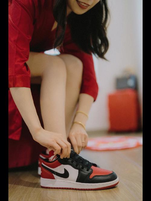 做 AJ 的姿势教程大全图片高清版，画面流畅度非常高，简单易懂一看就会