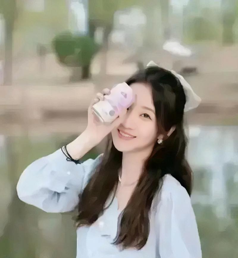 张瑾瑜 9 分 58 秒热舞视频,秀出迷人身材