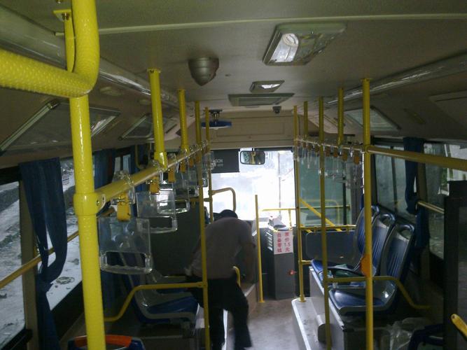 全新升级公交车上一路被 C系列产品,给你前所未有的极致体验